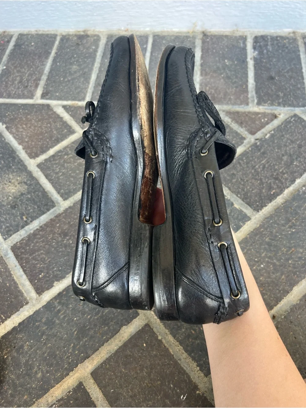 Men’s 8 Cole Haan Black Leather Loafers